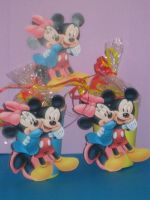 Mickey Minnie baby bekers.