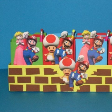 Uitdeeldoos mario en zijn vriendjes..