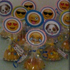 Emoji traktatie cakeje